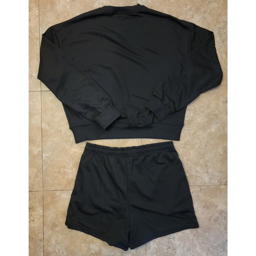 Alo Yoga Sz XL Black Set Fleece Crop Sweatshirt Shorts Athleisure Athletic New - Picture 2 of 5